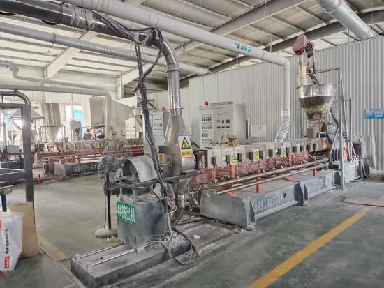 Цветная маточная смесь для пластиковых изделий из сертифицированного пищевого сырья